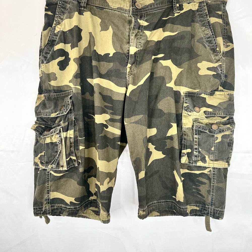 Camouflage‎ Cargo Men Shorts Size 40